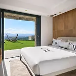 Luxury In With Gulf View Villa