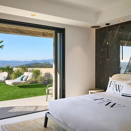 Luxury In With Gulf View Villa Port Grimaud