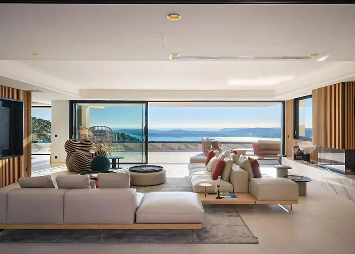 Luxury In With Gulf View