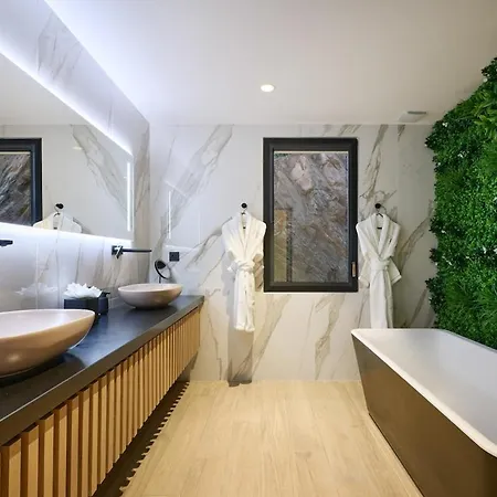 Luxury In With Gulf View Villa Port Grimaud