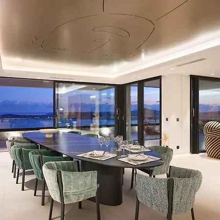 Luxury In With Gulf View Villa *